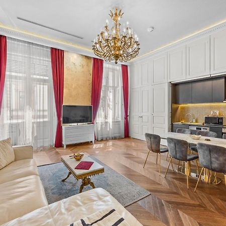 Count Zrinyi Basilica Luxurious Residence Budapest Exterior photo