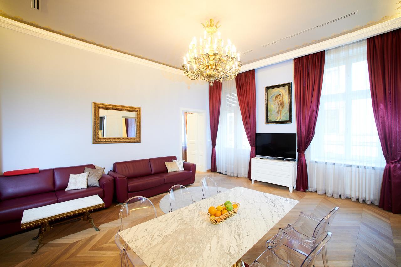 Count Zrinyi Basilica Luxurious Residence Budapest Exterior photo