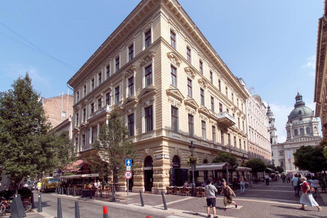 Count Zrinyi Basilica Luxurious Residence Budapest Exterior photo